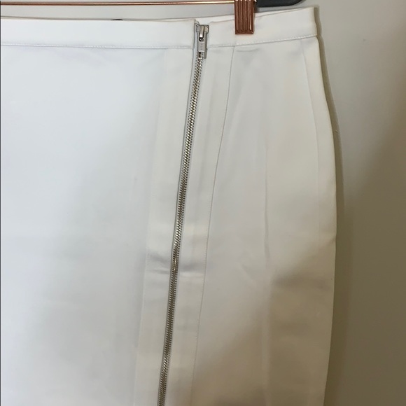 *SALE* NWT CUPCAKES & CASHMERE White Asymmetrical Skirt - Picture 5 of 10